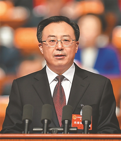省長(zhǎng)吳政隆作政府工作報(bào)告